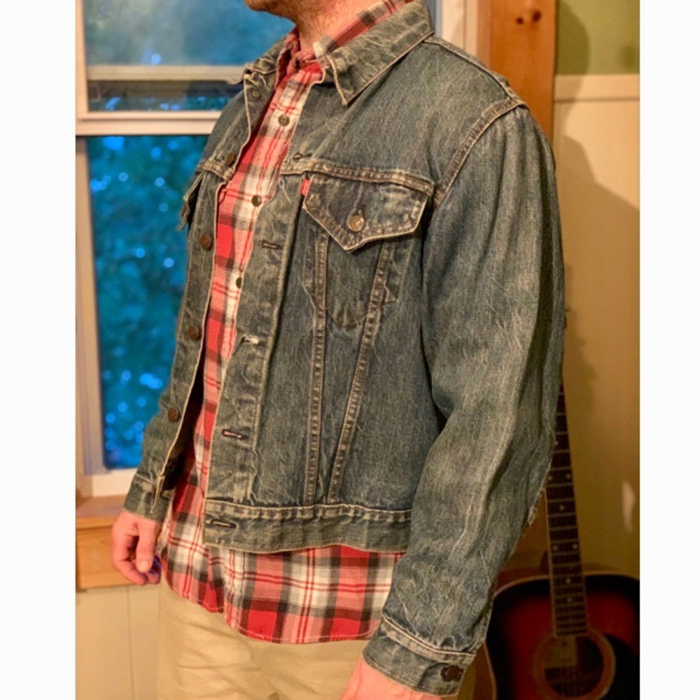 πββοΈHP! {Leviβs} Vintage Denim Trucker Jacketπ - Picture 3 of 8